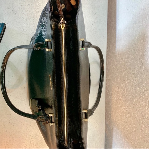 Kate Sade Patent Leather Tote with Zipper - Picture 4 of 7